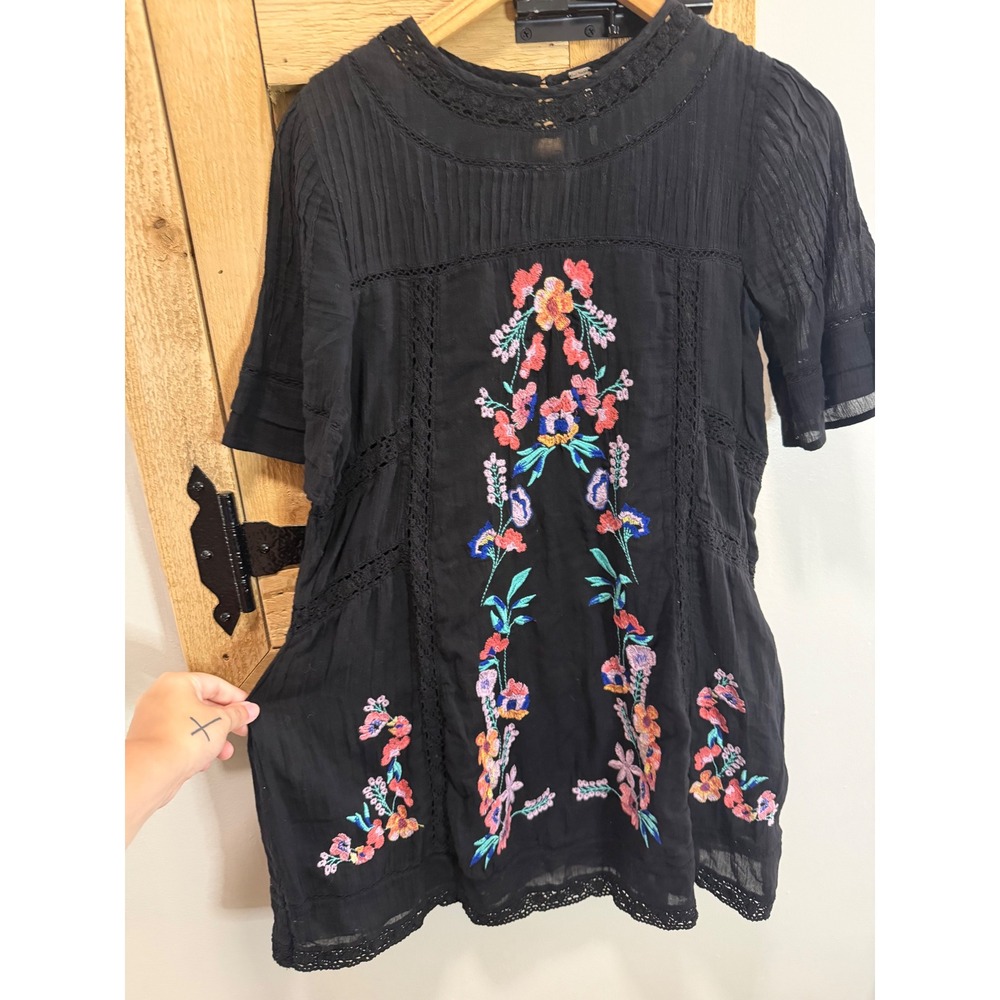 Free People Black Floral Embroidered Lace Trim Mini Dress XS Boho Short Sleeve - Picture 4 of 8